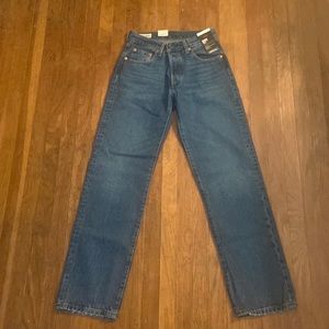 Levi’s 501 ‘90s womens jeans